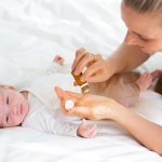 Anwendung der Homöopathie bei Kindern & Säuglingen- © AdobeStock_204527467